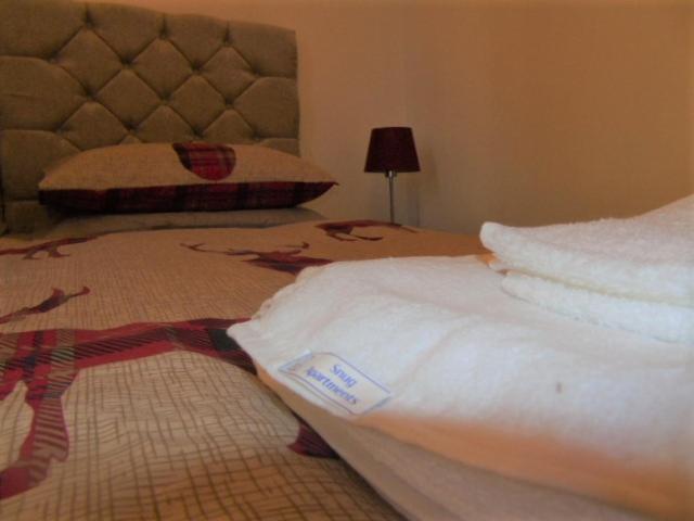 Snug - Abhainn Apartment 헬렌스버그 외부 사진